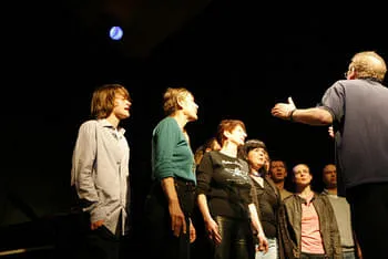 Phil Minton's Feral Choir (c) Katerina Ratajova