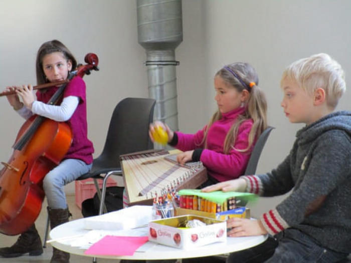 THE-KIDS-IMPROVISERS-WORKSHOP-BAND